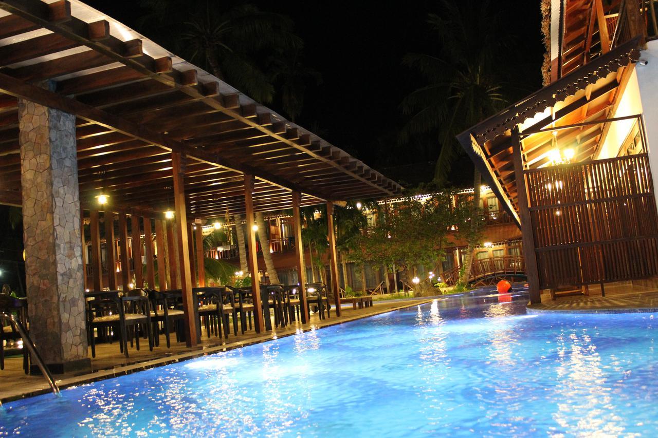 Symphony Summer Sands Beach Resort And Spa Ram Nagar Exterior foto