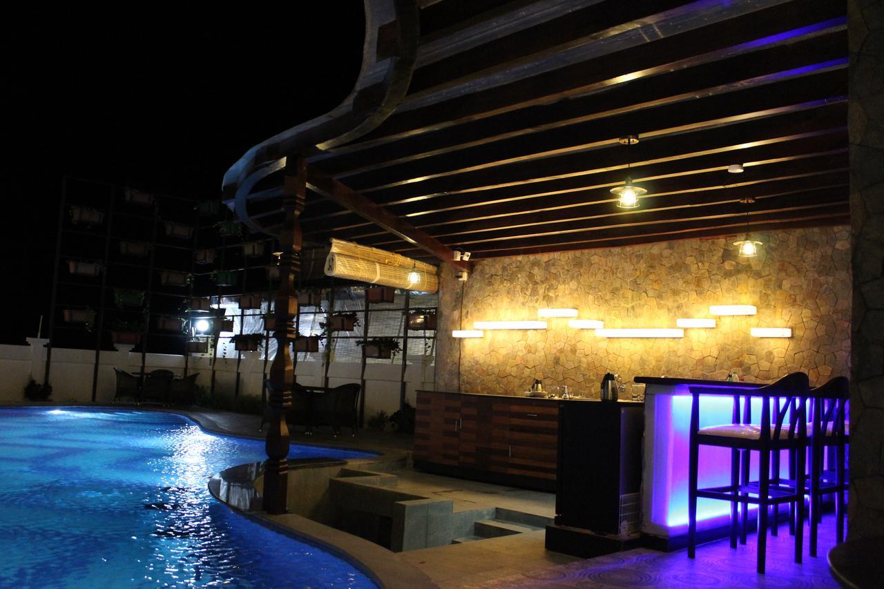 Symphony Summer Sands Beach Resort And Spa Ram Nagar Exterior foto